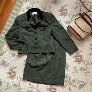 Vintage Green Two Piece Suit Skirt Set 10P
